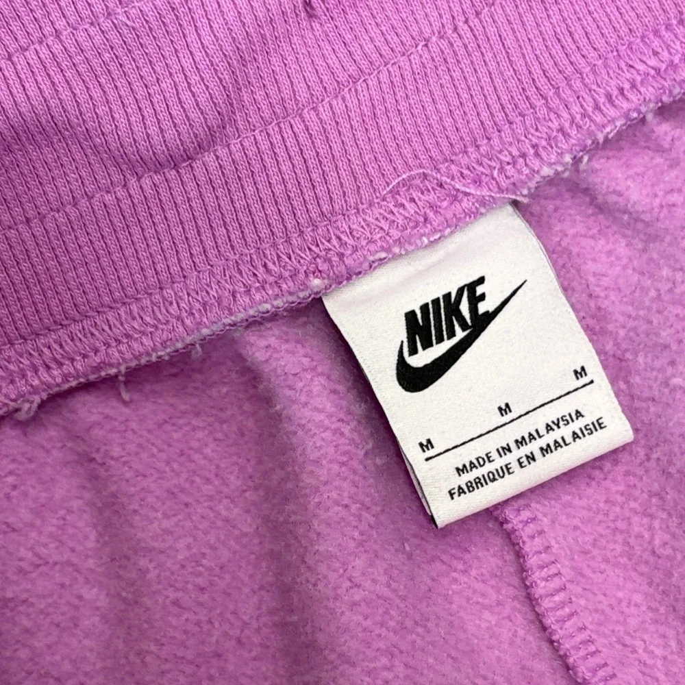 SPORTSWEARS PHOENINX FLEECE HIGH WAISTED LOOSE SHORTS.